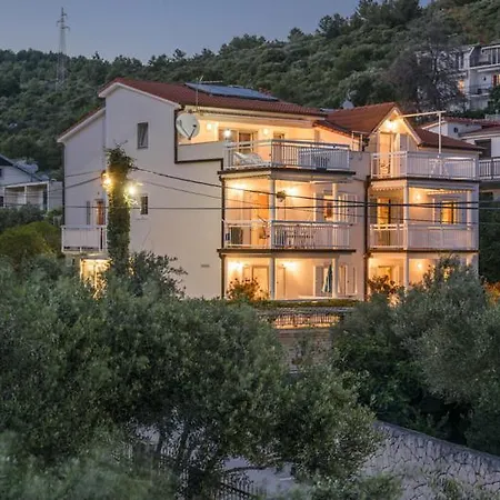 شقة Luka - Trogir, 150m From The مارينا