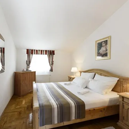 شقة Luka - Trogir, 150m From The مارينا